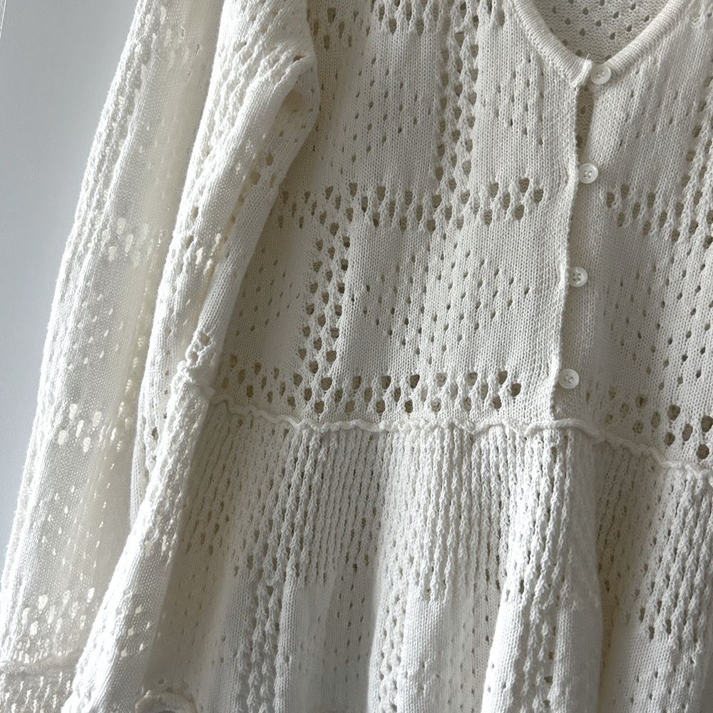 Beautiful open knit sweater with peplum size M - Picture 2 of 5